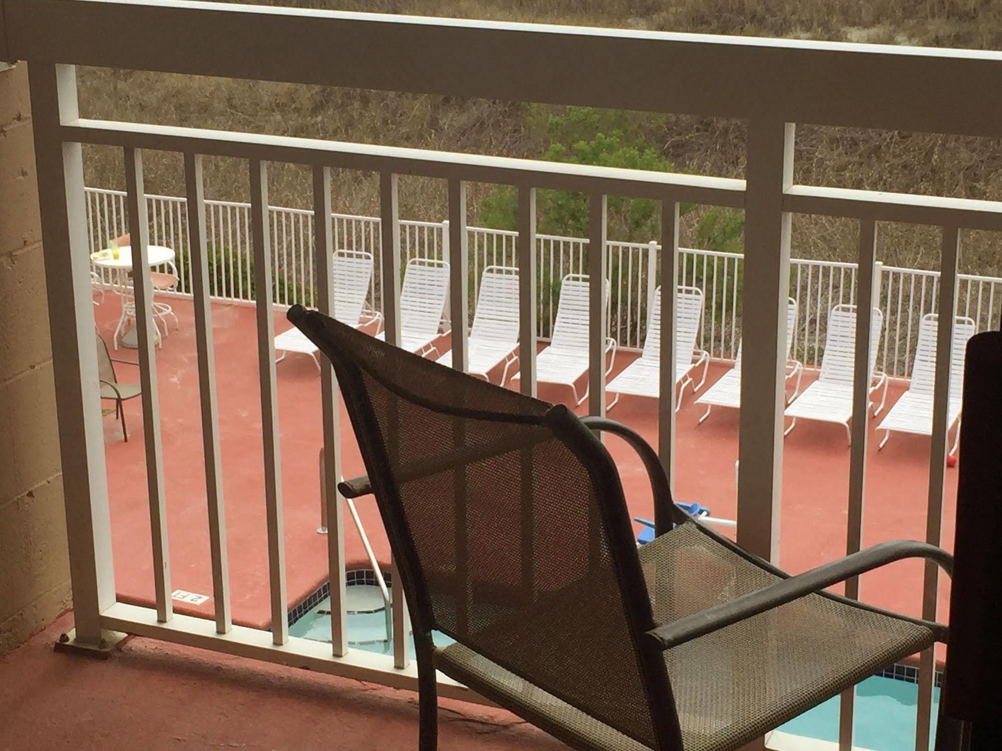 Castaway Beach Inn & Swim Up Bar North Myrtle Beach Ngoại thất bức ảnh